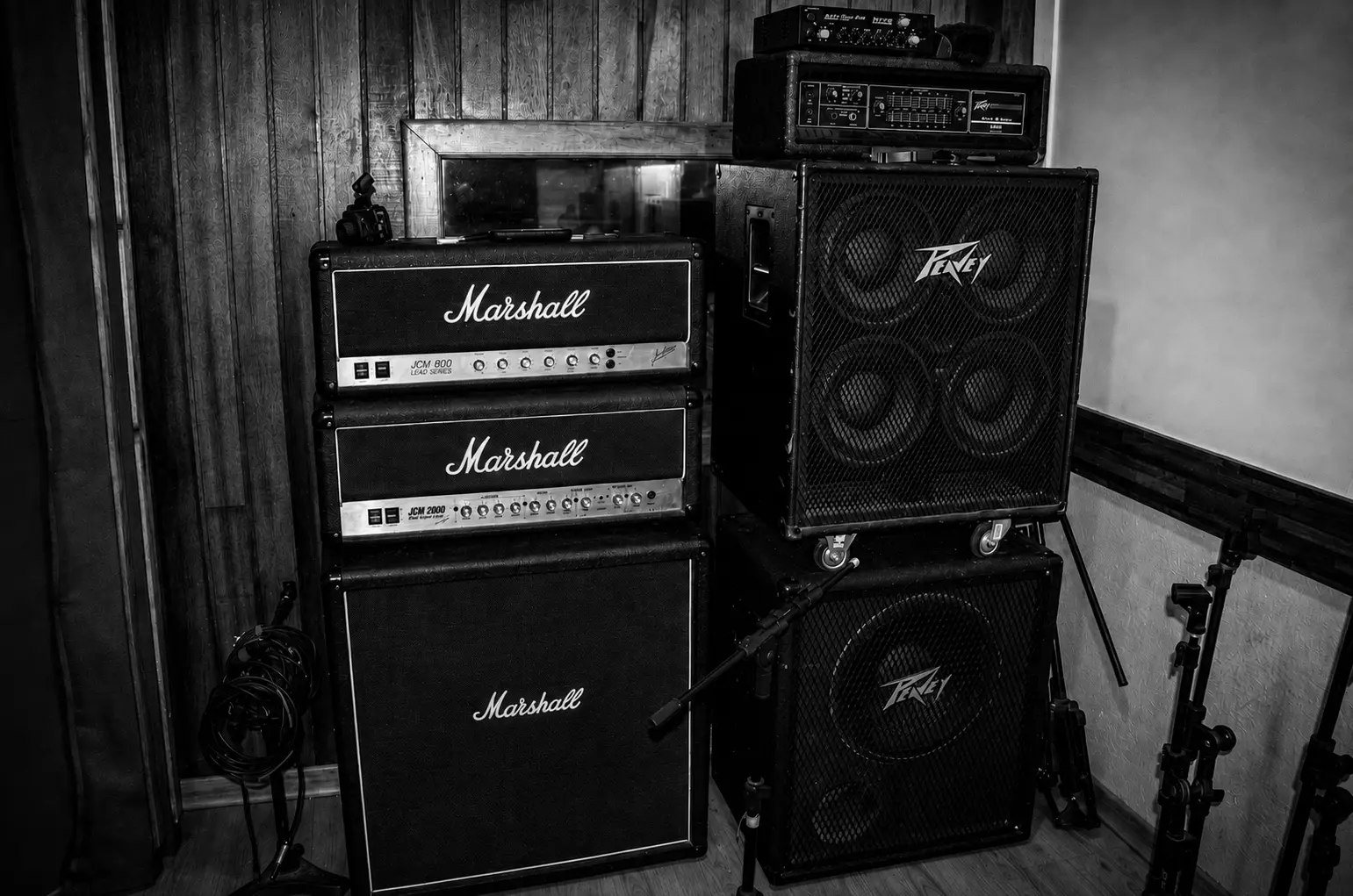 Amplificadores de guitarra no Estúdio JRM